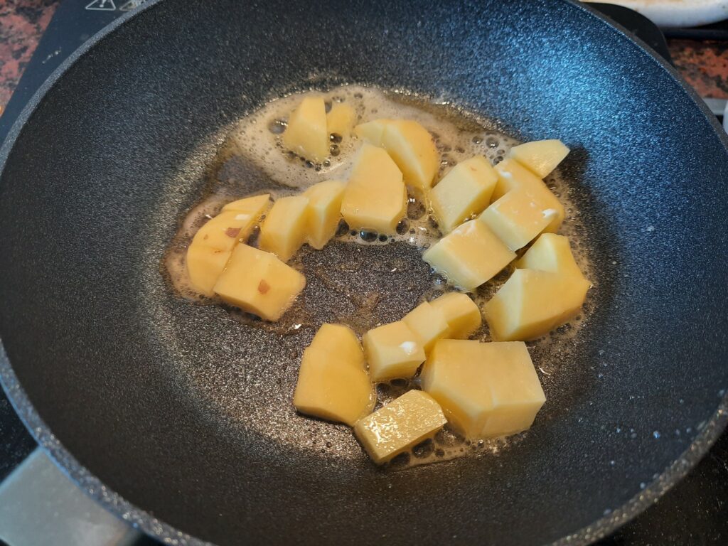 Kartoffeln in Butter anbraten