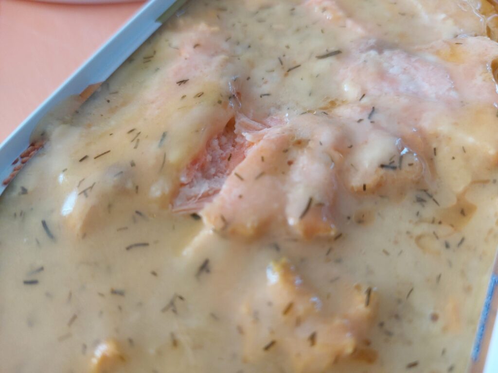 Lachsfilet in Honig-Senf-Dill-Sauce in Dose