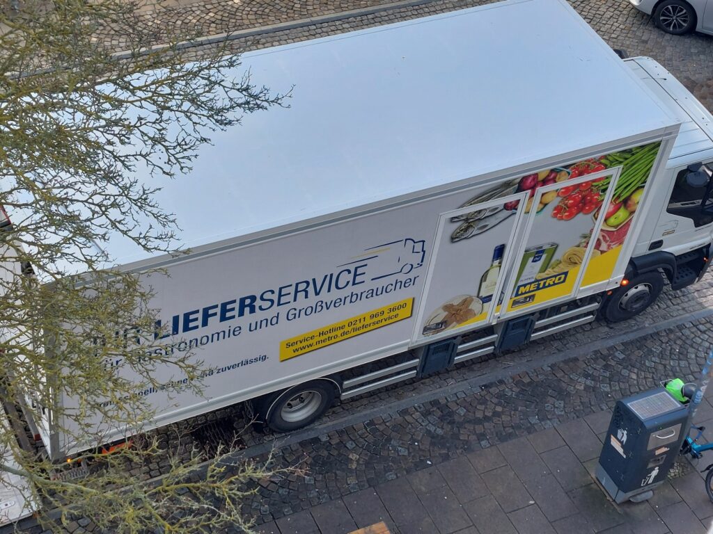 Metro-Lieferwagen für Großverbraucher