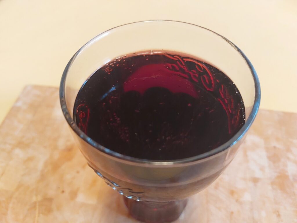 Schwarze Fanta