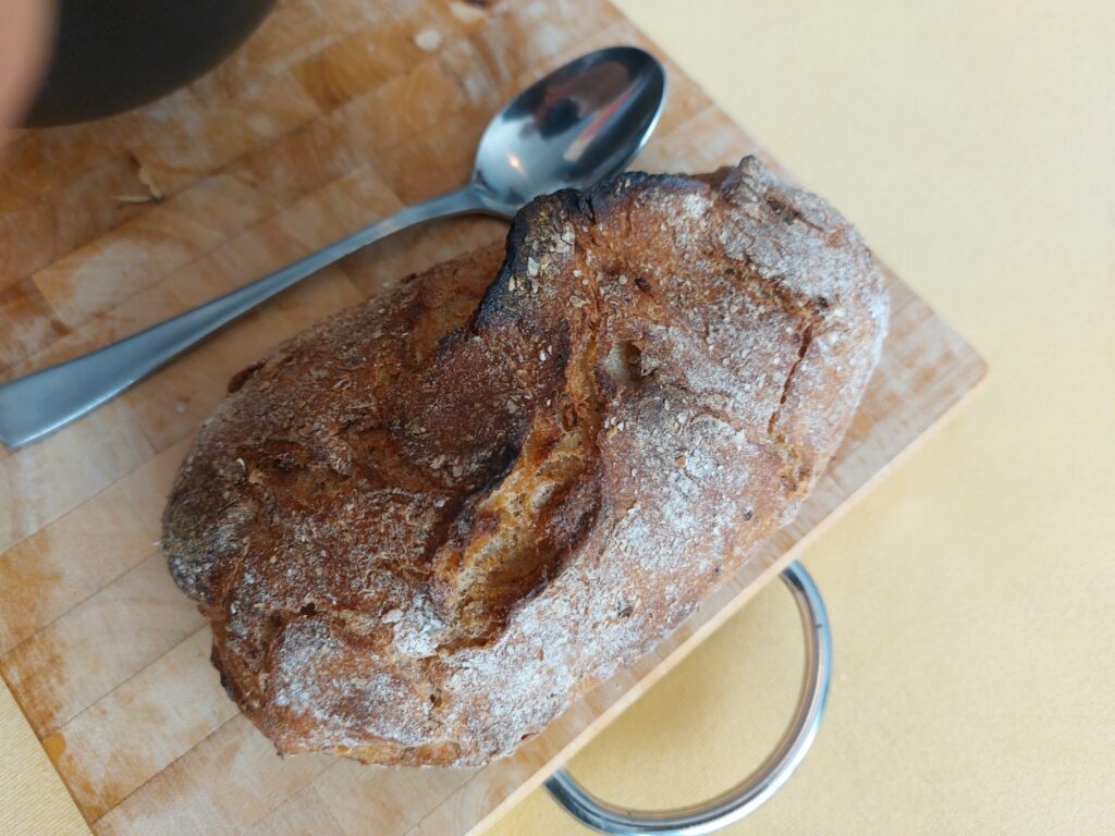 Chili con carne (rustikal), mit Ciabatta