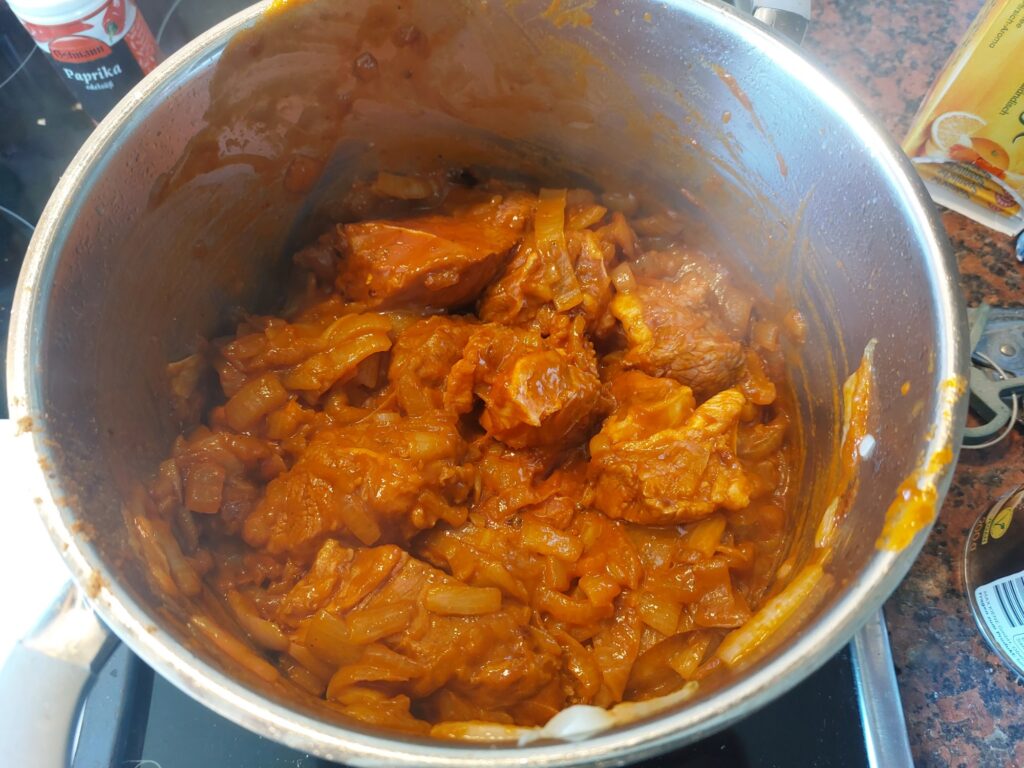 Fleisch untergerührt